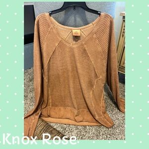 Knox Rose Tan Textured Pullover